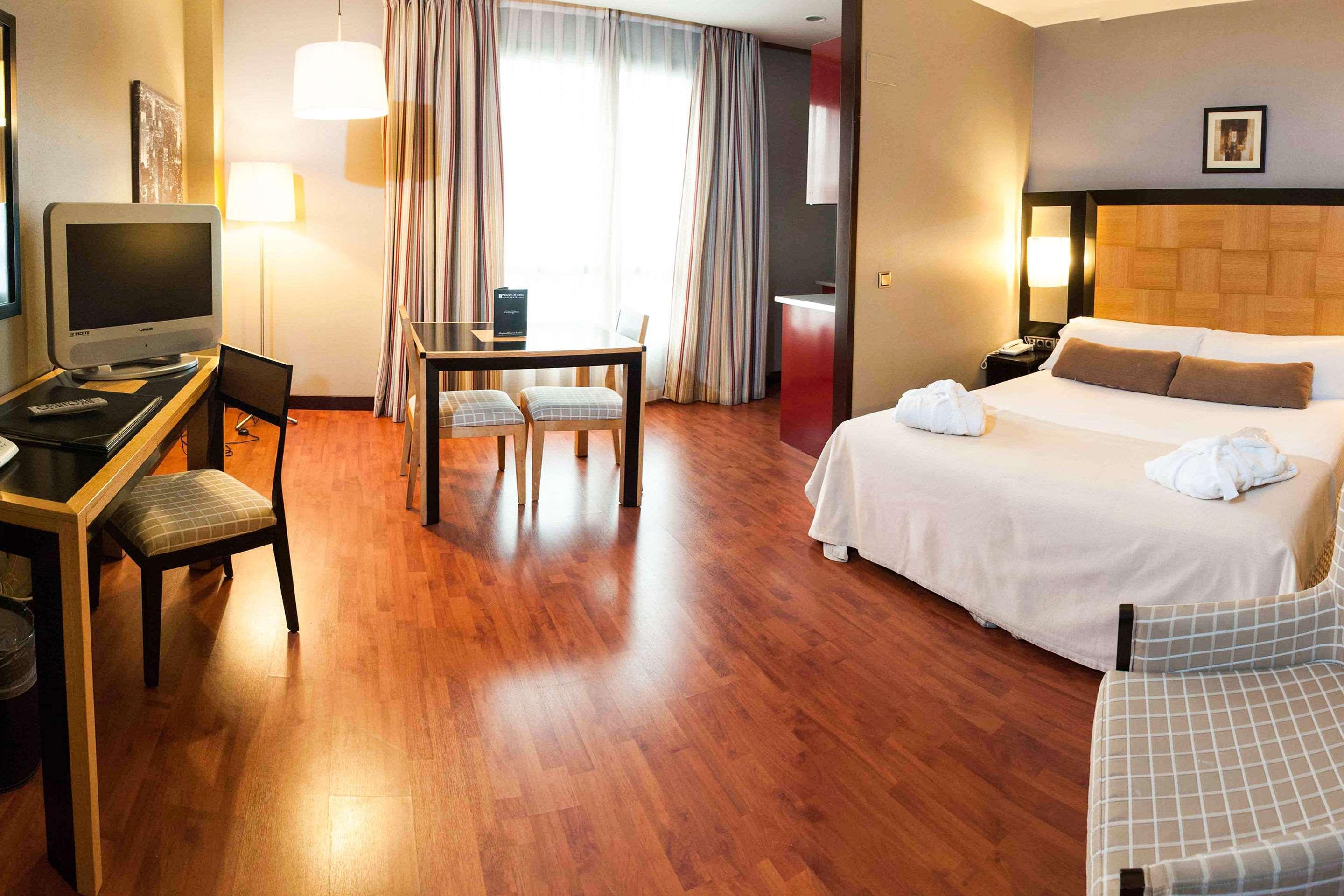 Sercotel Princesa De Eboli Pinto Εξωτερικό φωτογραφία